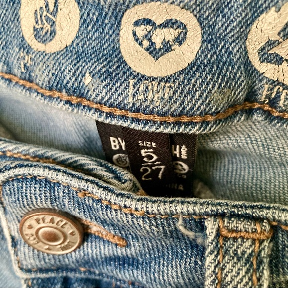 Rewash Jeans US 5 27in Waist Distressed  Ankle jeans Med Blue womans EUC - Picture 7 of 7